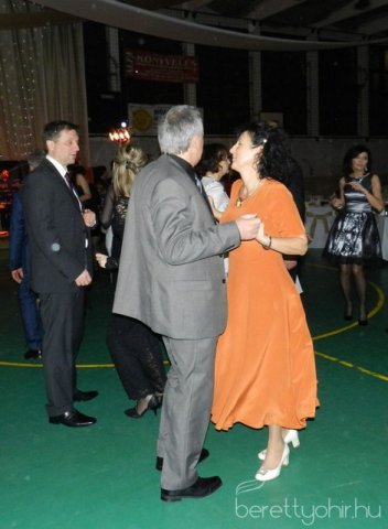 XI. Jótékonysági Kórházbál 30